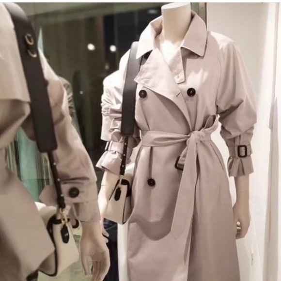 NWT Max Mara Cube Trench Coat Size: US8 Large Spring/Fall / Winter Beige - Picture 2 of 14
